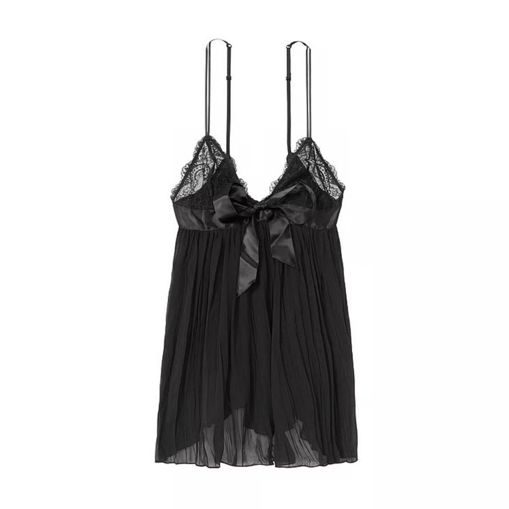 NWOT! Victoria Secret Pleated Babydoll Slip